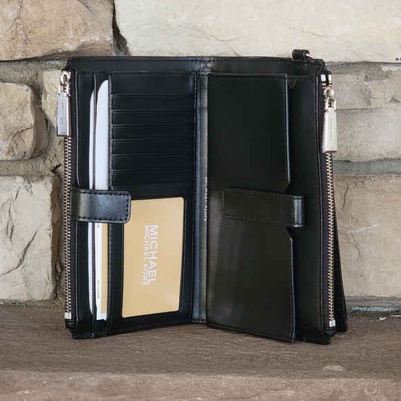 Michael Kors Carter LG Tote SET - Picture 7 of 9